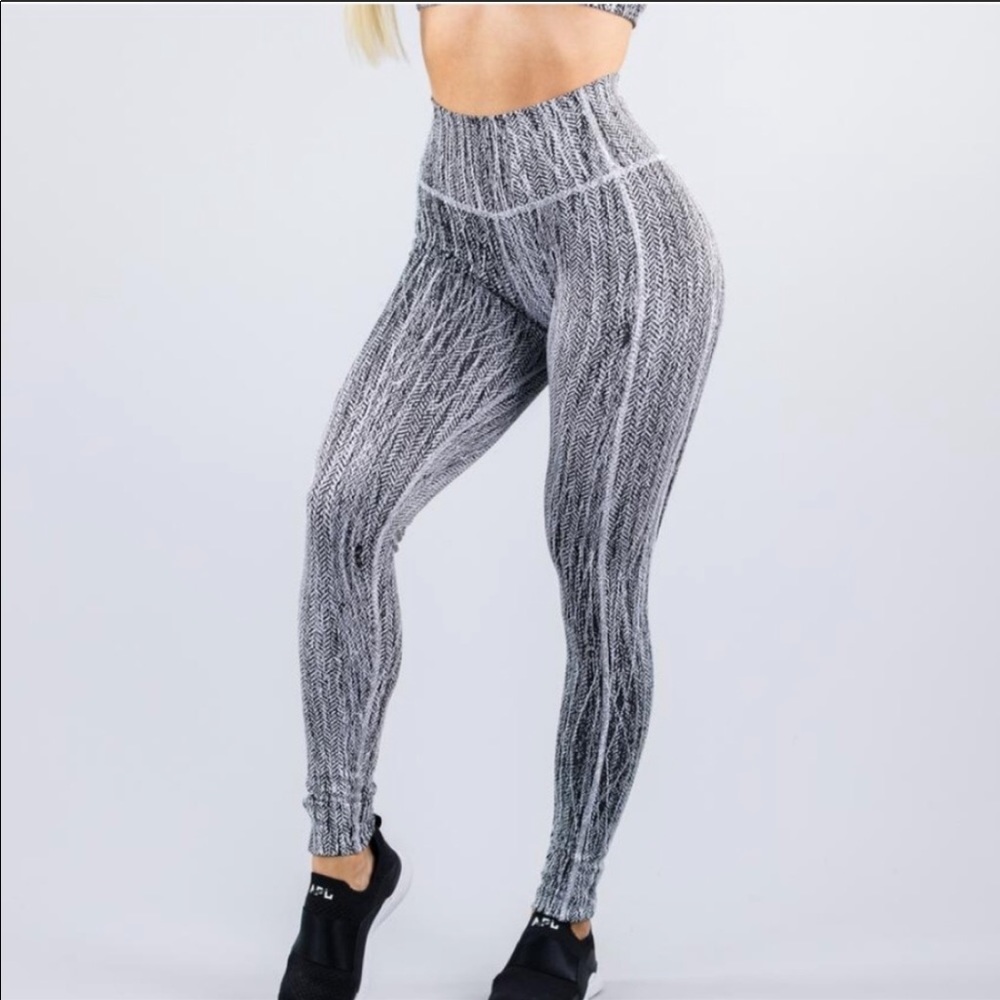BuffBunny Jacquard Leggings